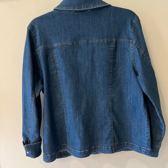 Jeans jacket - Picture 2 of 3